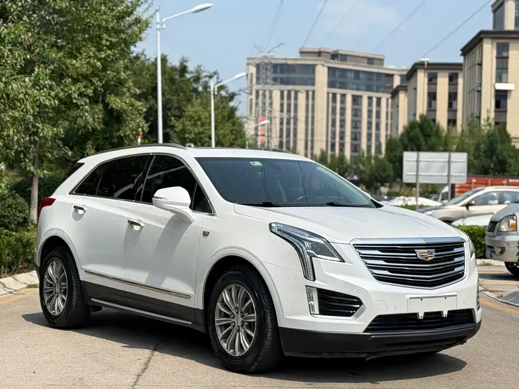 Cadillac XT5 — фото 3
