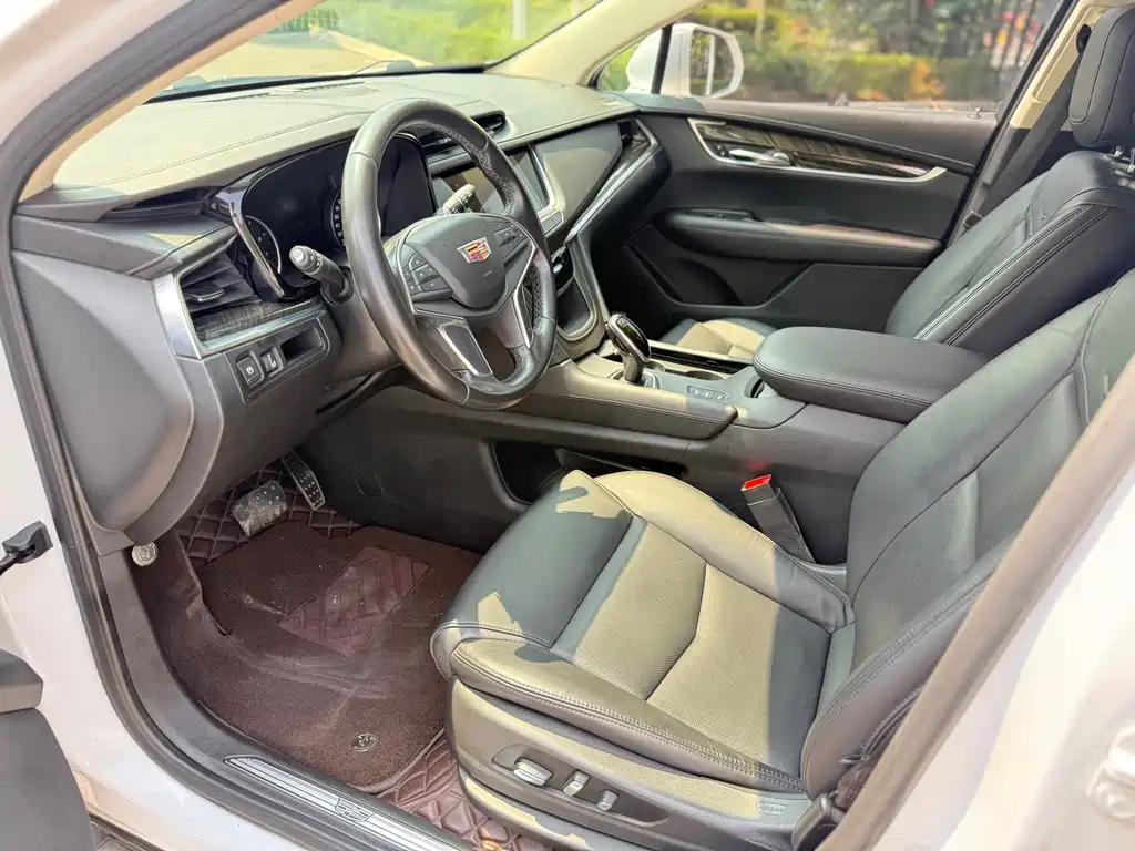 Cadillac XT5 — фото 4