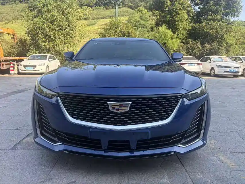 Cadillac CT5 — фото 2