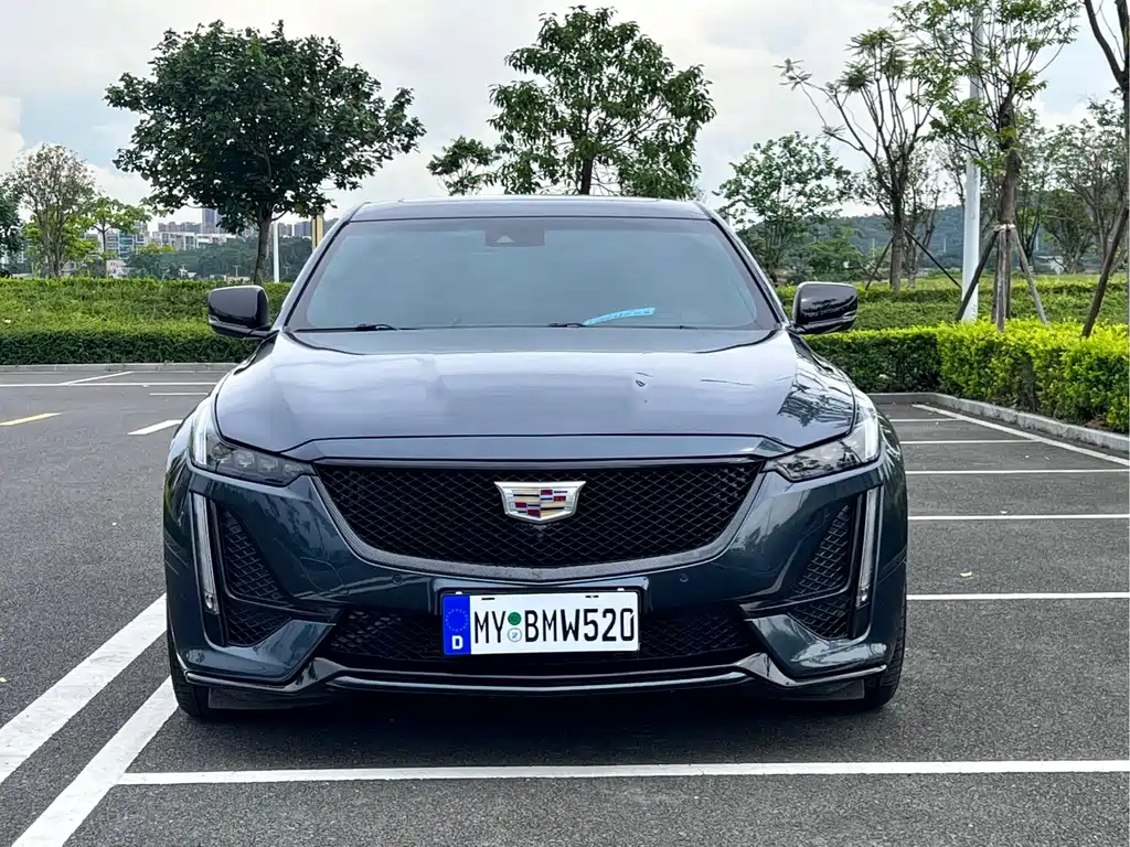 Cadillac CT5 — фото 2