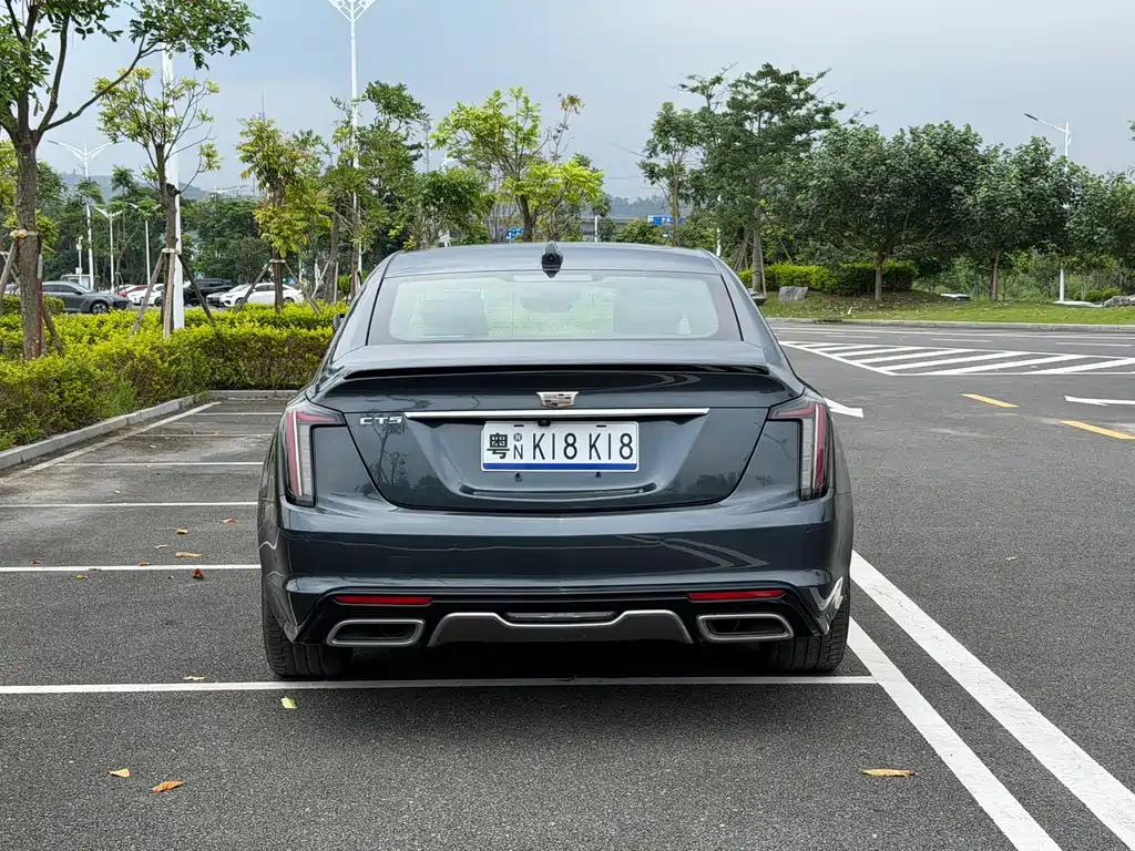Cadillac CT5 — фото 5