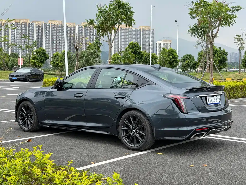 Cadillac CT5 — фото 6