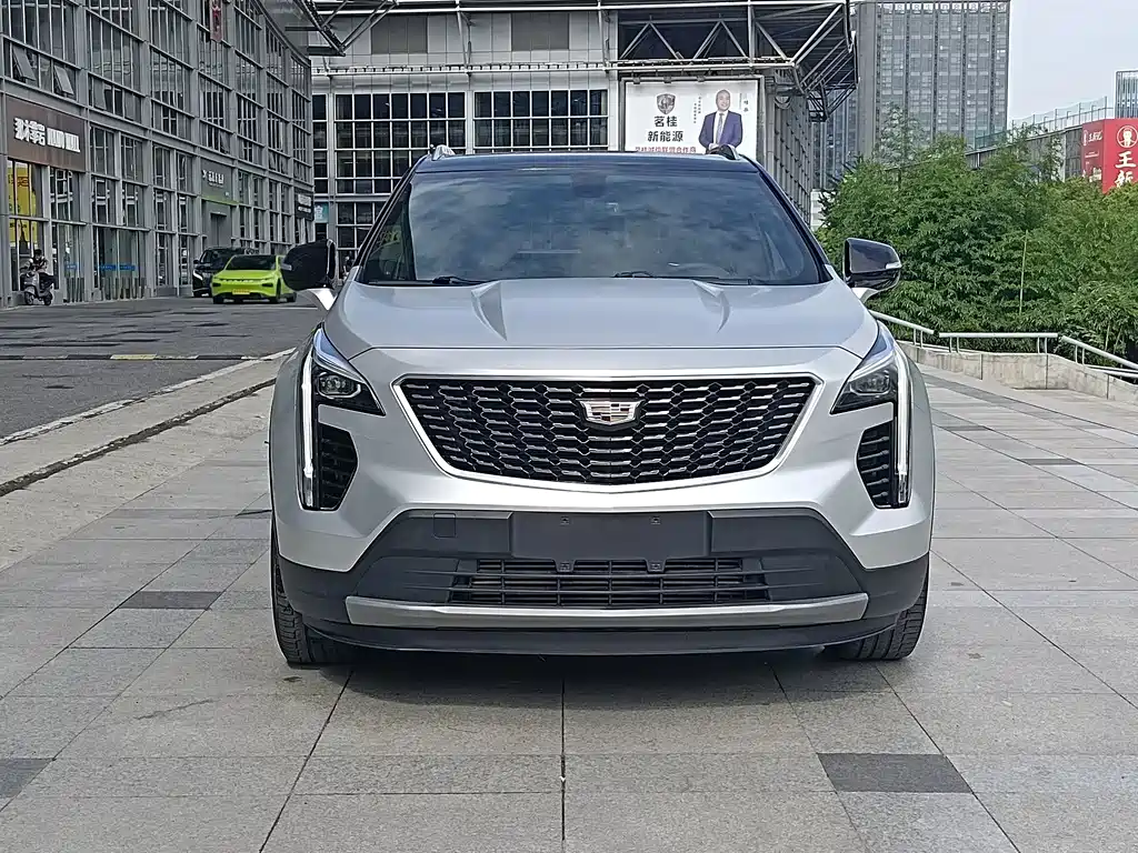 Cadillac XT4 — фото 2