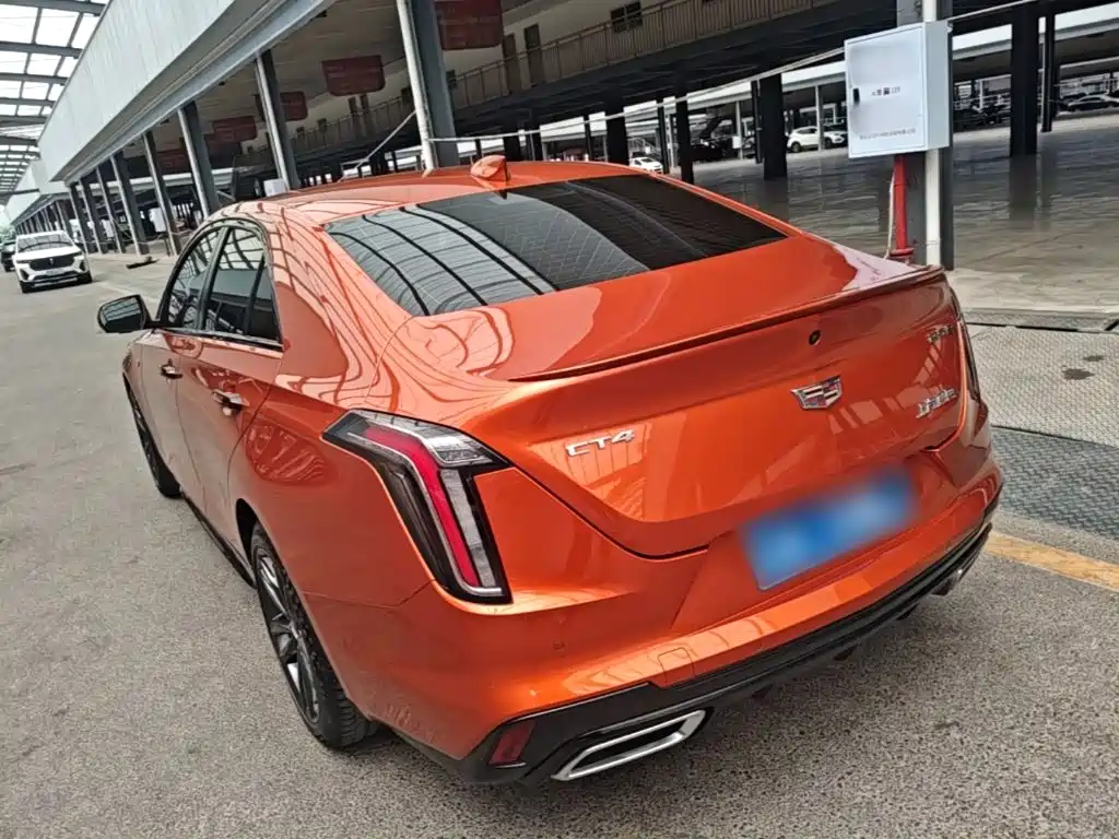 Cadillac CT4 — фото 5