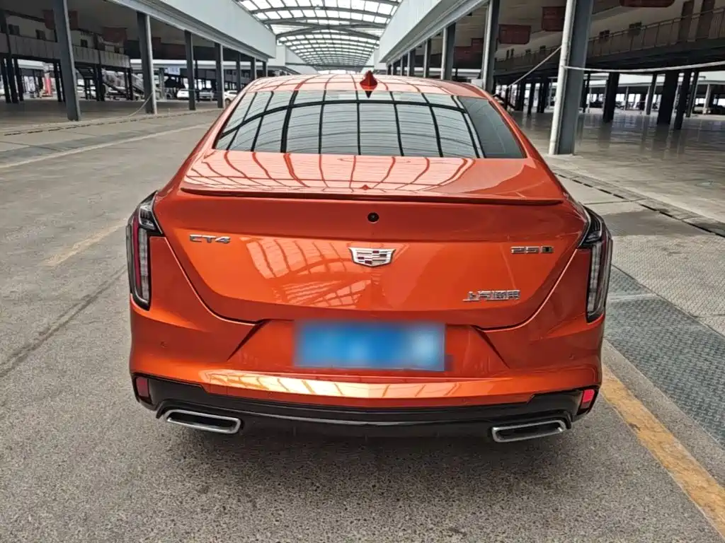 Cadillac CT4 — фото 6