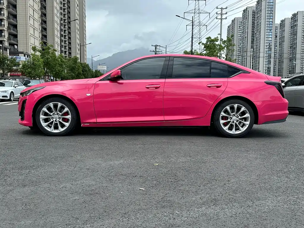 Cadillac CT5 — фото 4
