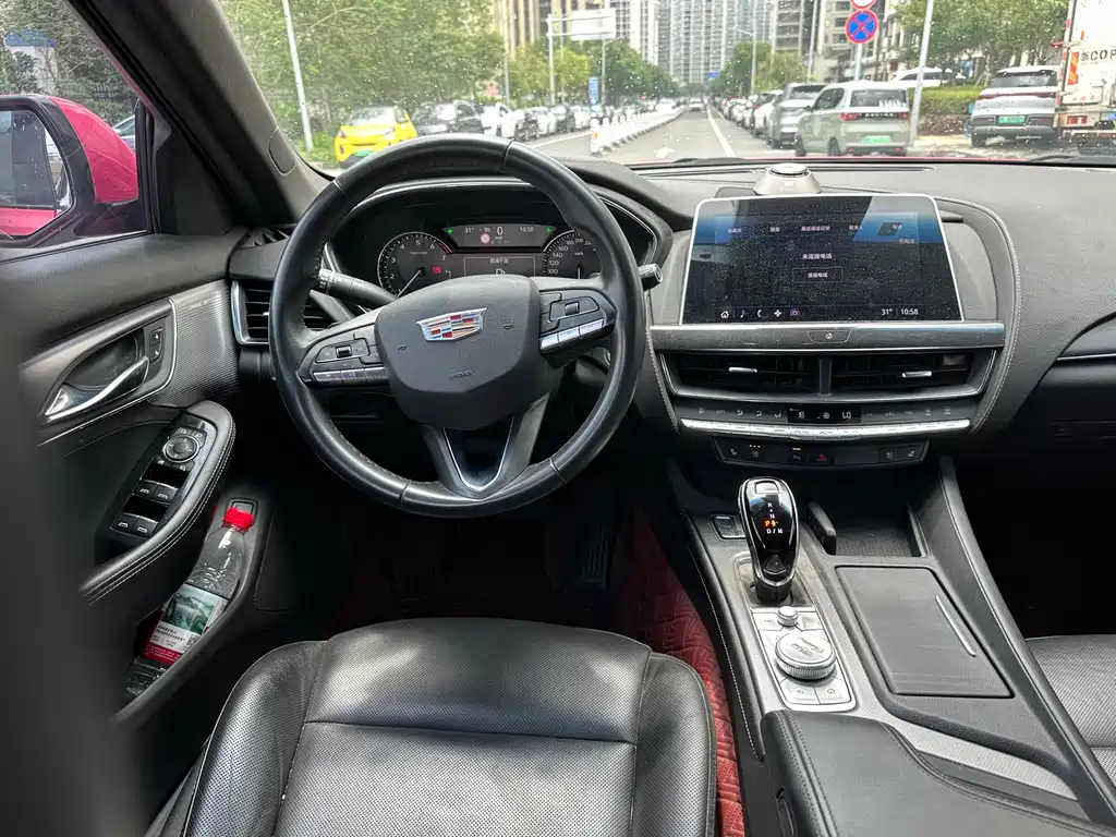 Cadillac CT5 — фото 8
