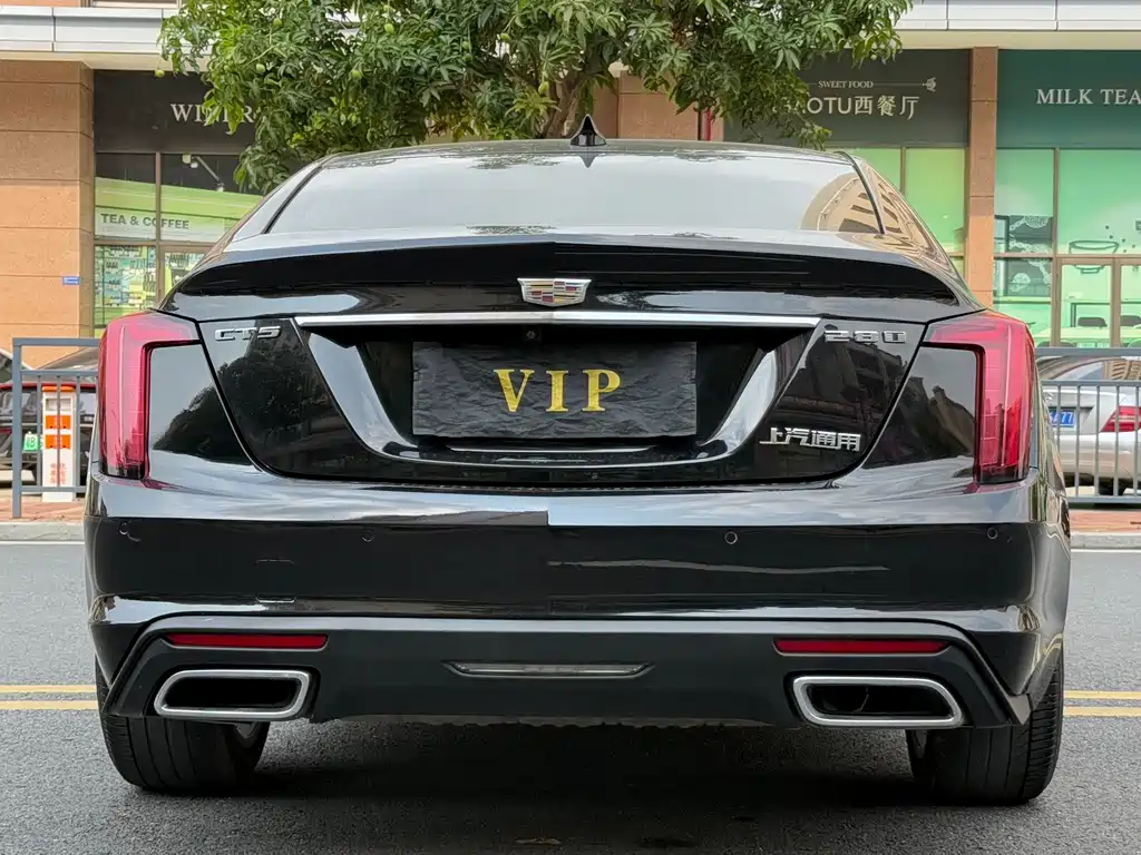 Cadillac CT5 — фото 4