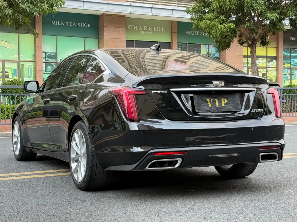 Cadillac CT5 — фото 6
