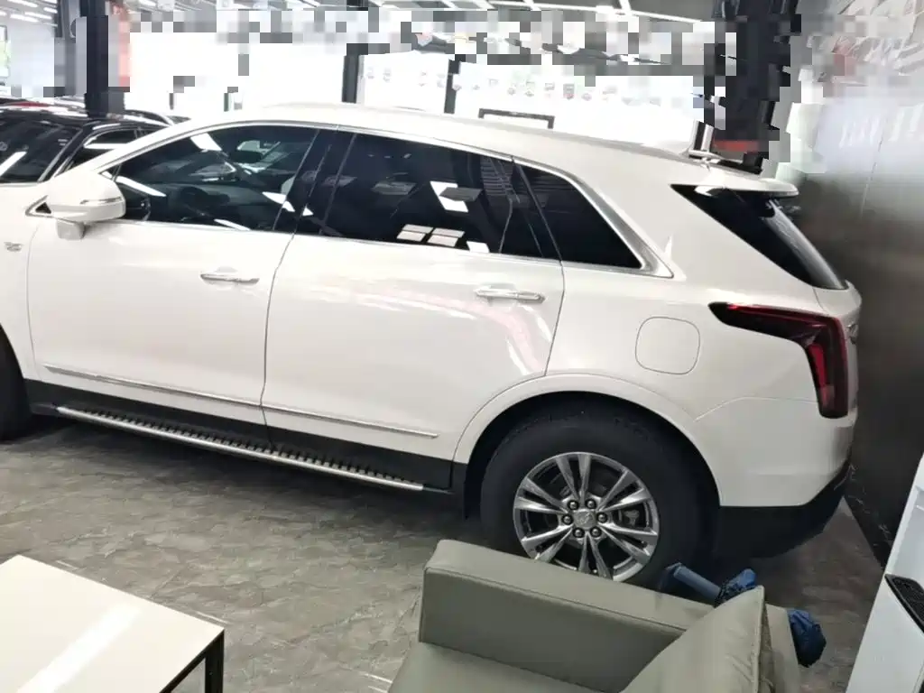 Cadillac XT5 — фото 5