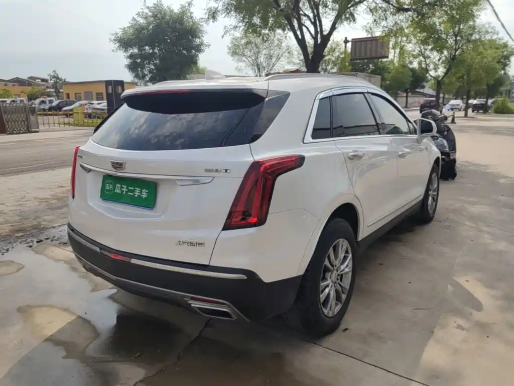 Cadillac XT5 — фото 7