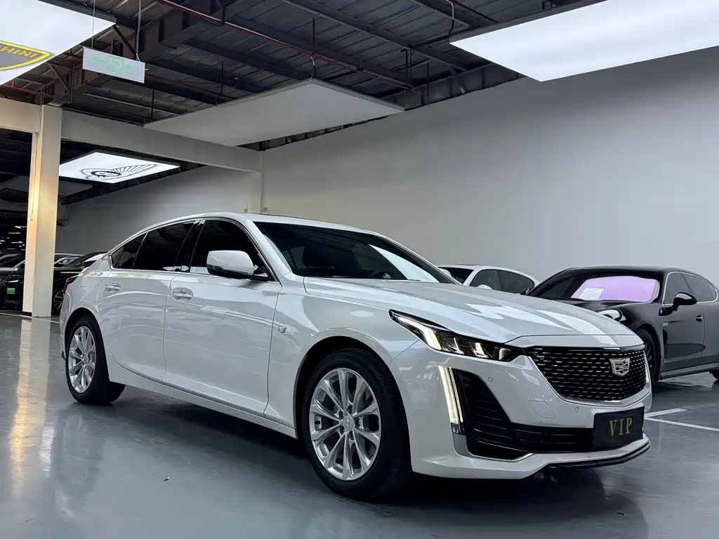 Cadillac CT5 — фото 3