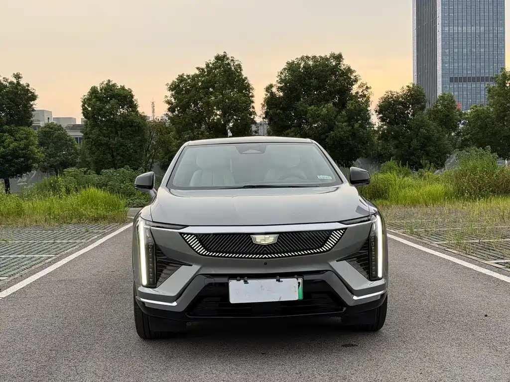 Cadillac IQ — фото 2