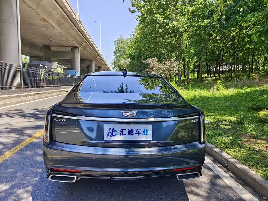 Cadillac CT6 — фото 5
