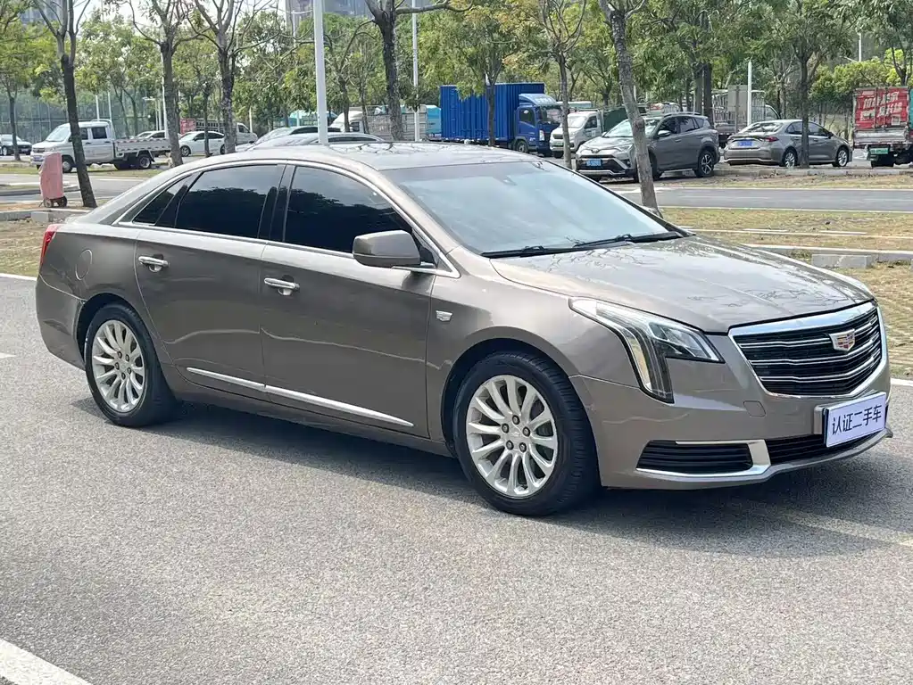 Cadillac XTS — фото 3