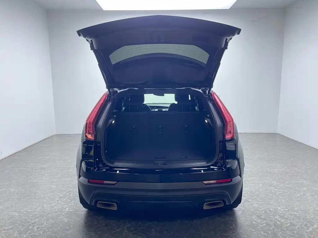 Cadillac XT4 — фото 5