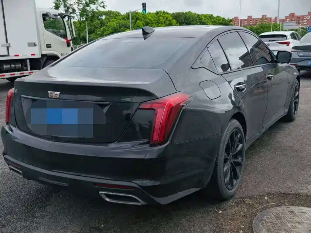 Cadillac CT5 — фото 3