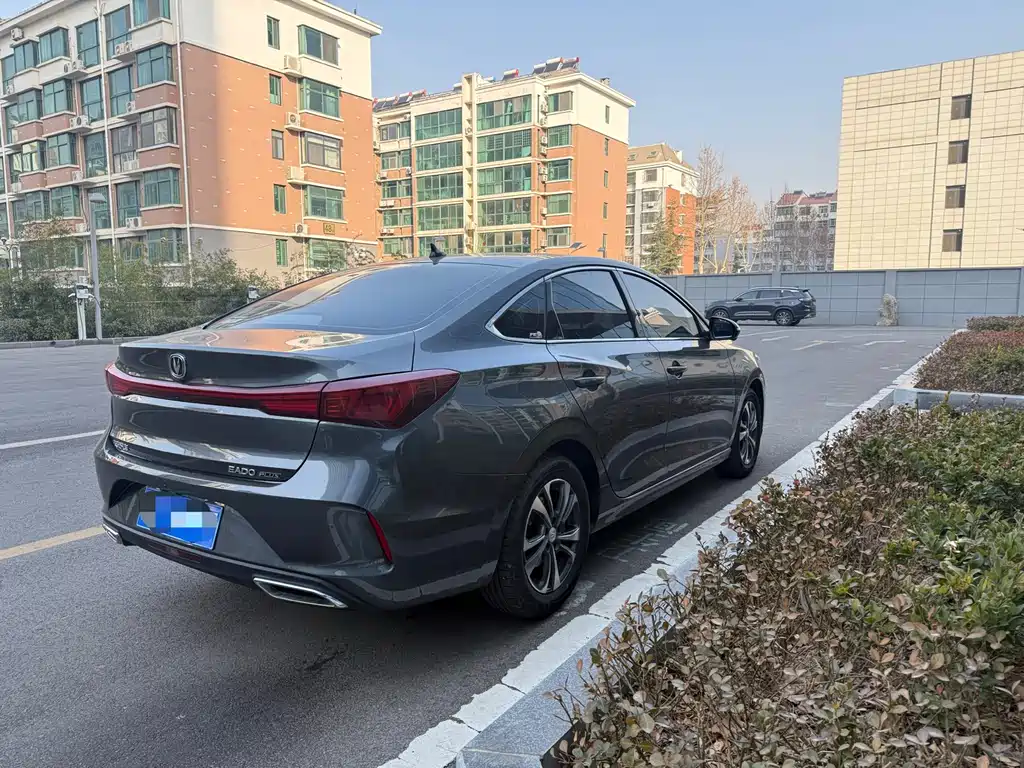 Changan Eado — фото 9