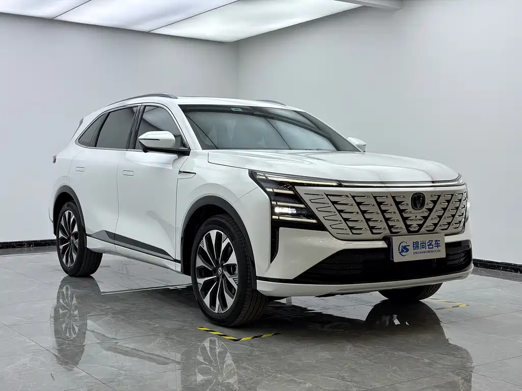 Changan CS75 PLUS — фото 3