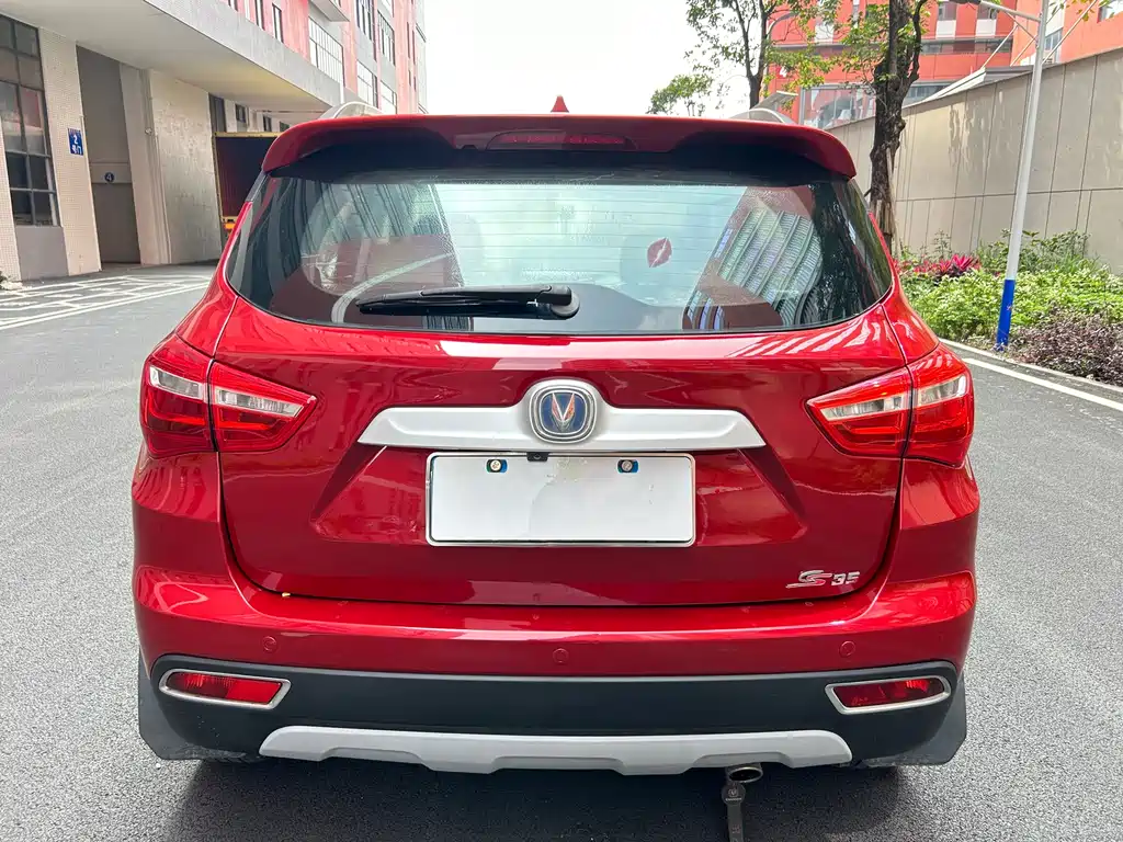 Changan CS35 — фото 11