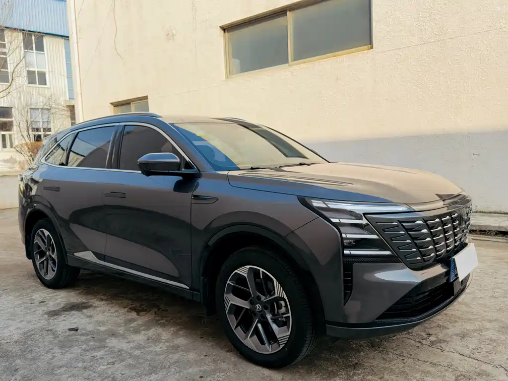 Changan CS75 PLUS — фото 3