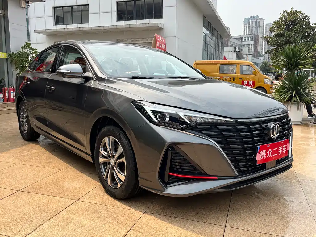 Changan Eado — фото 4