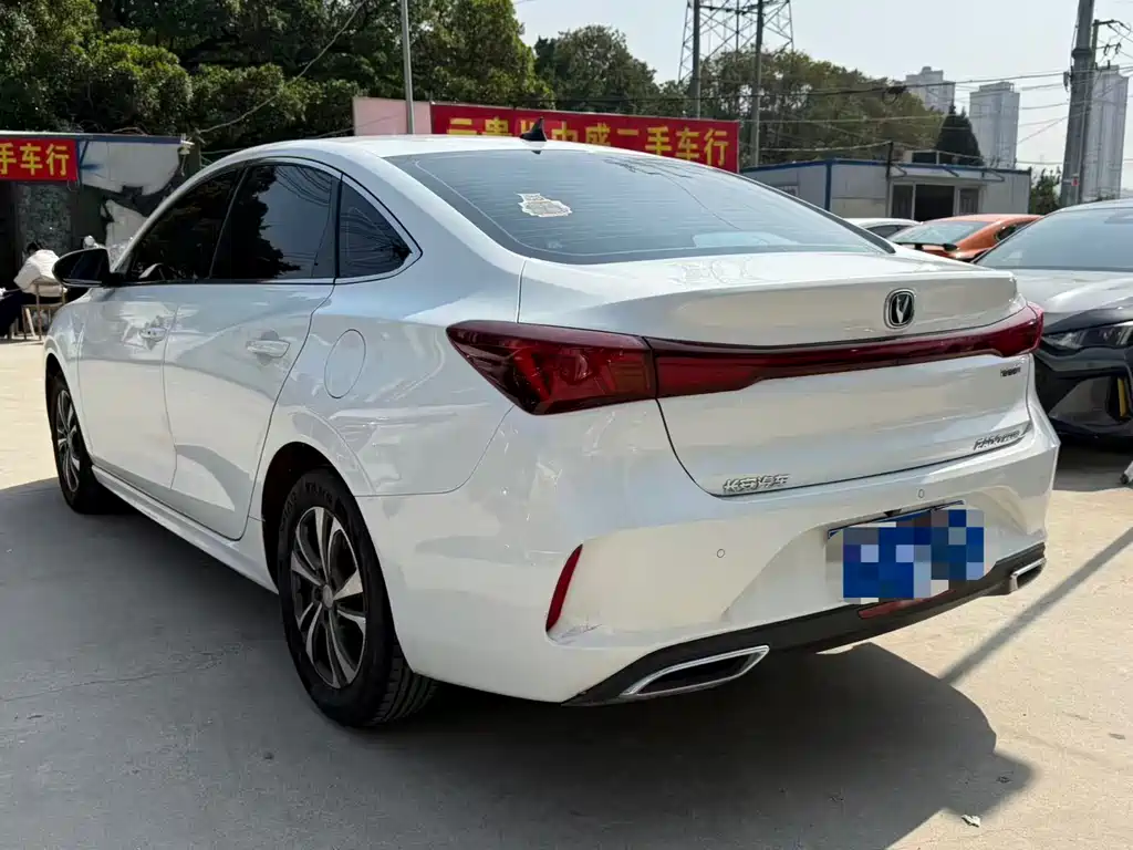 Changan Eado — фото 9