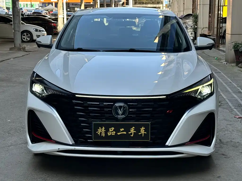 Changan Eado — фото 2