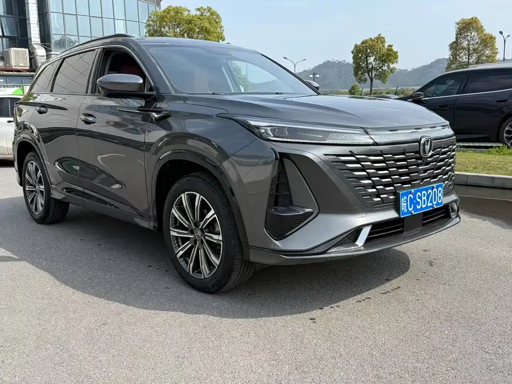 Changan CS75 PLUS — фото 3