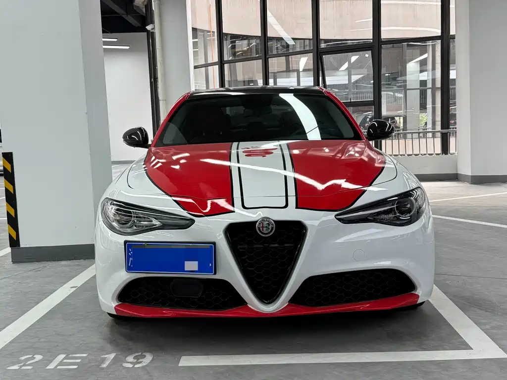 Alfa Romeo Giulia — фото 2