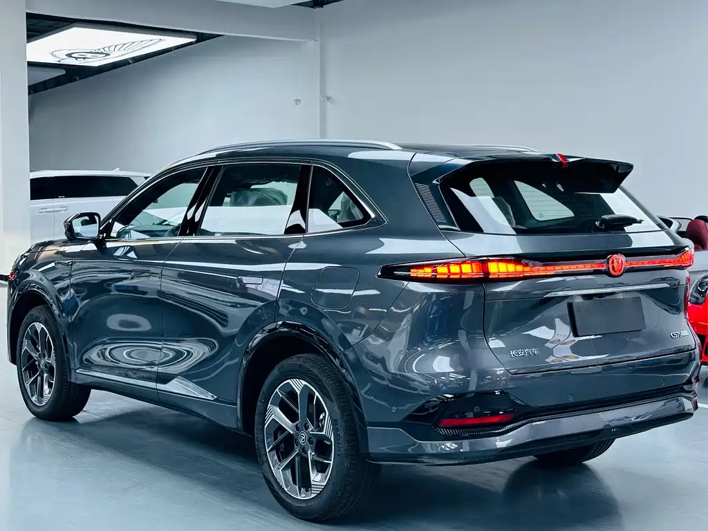 Changan CS75 PLUS — фото 13