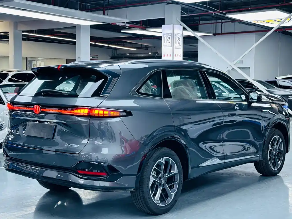 Changan CS75 PLUS — фото 15