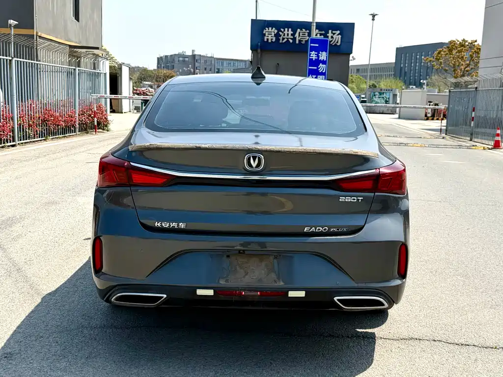 Changan Eado — фото 11