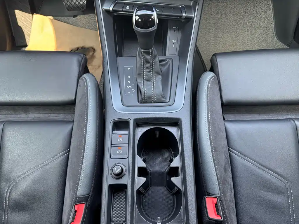 Audi Q3 Sportback — фото 14