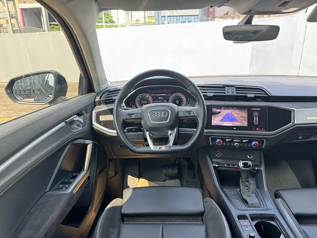 Audi Q3 Sportback — фото 5