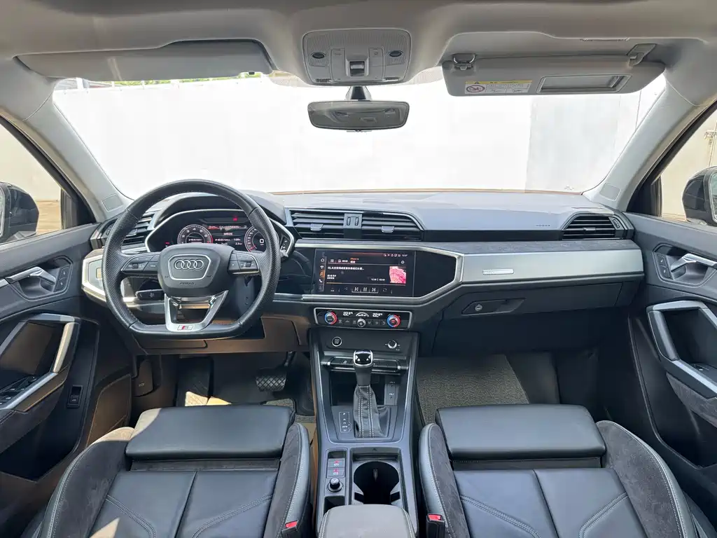Audi Q3 Sportback — фото 6