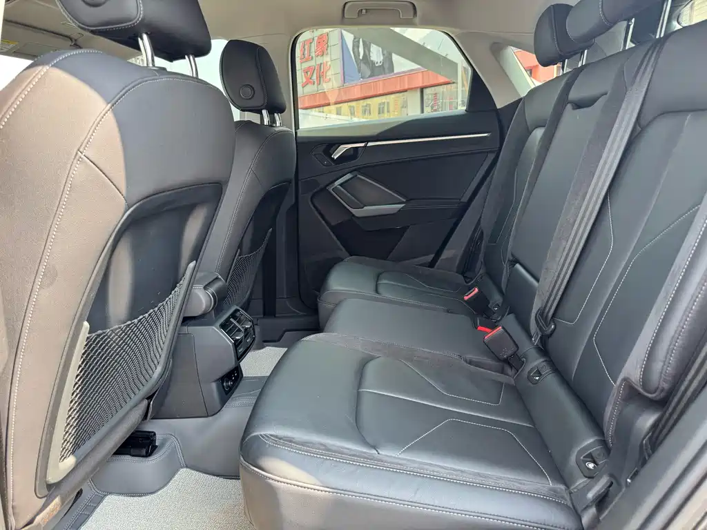 Audi Q3 Sportback — фото 8