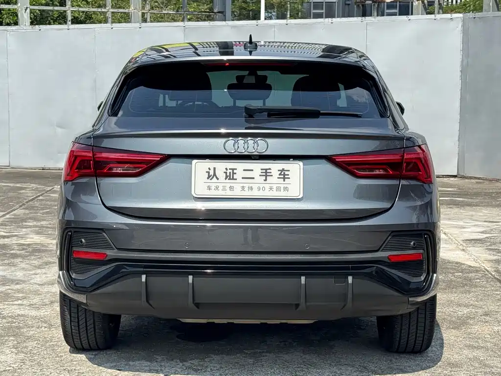 Audi Q3 Sportback — фото 10