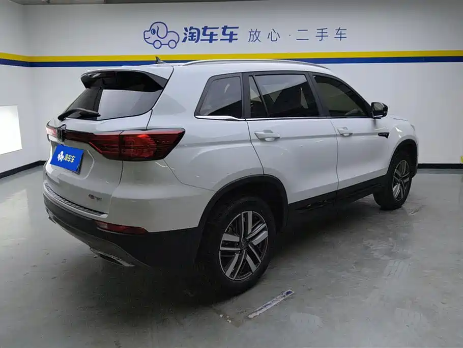 Changan CS75 — фото 3