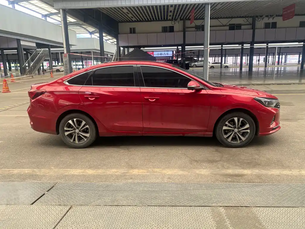 Changan Eado — фото 4