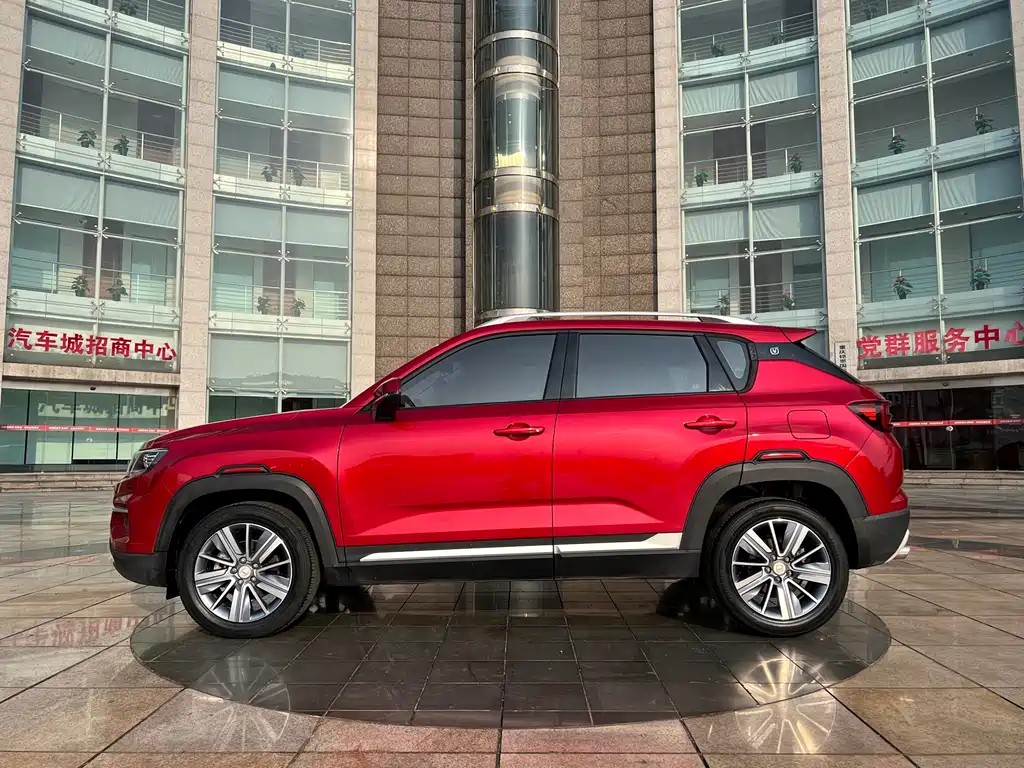 Changan CS35PLUS — фото 3