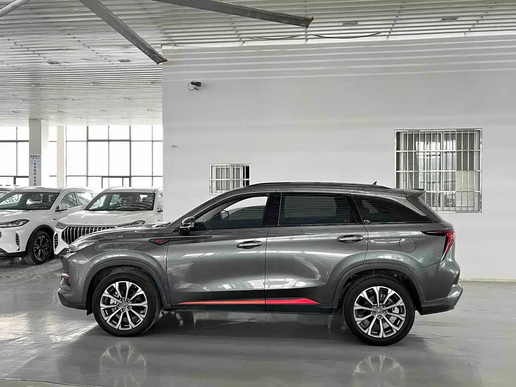 Changan CS75 PLUS — фото 2