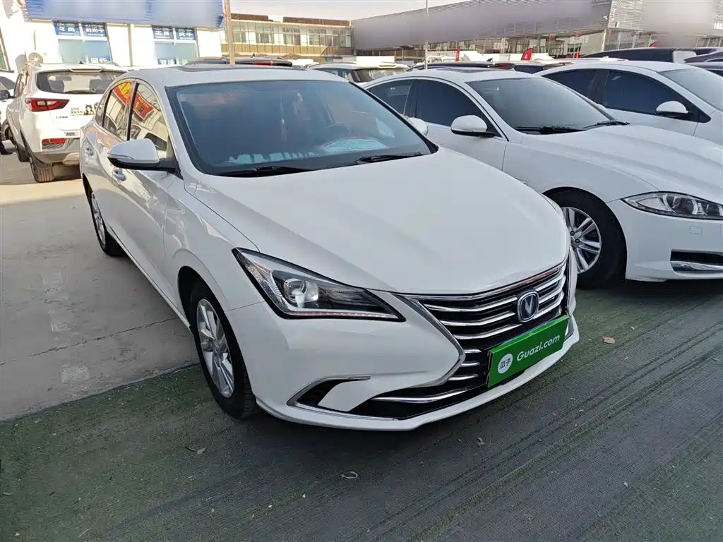 Changan Eado — фото 4