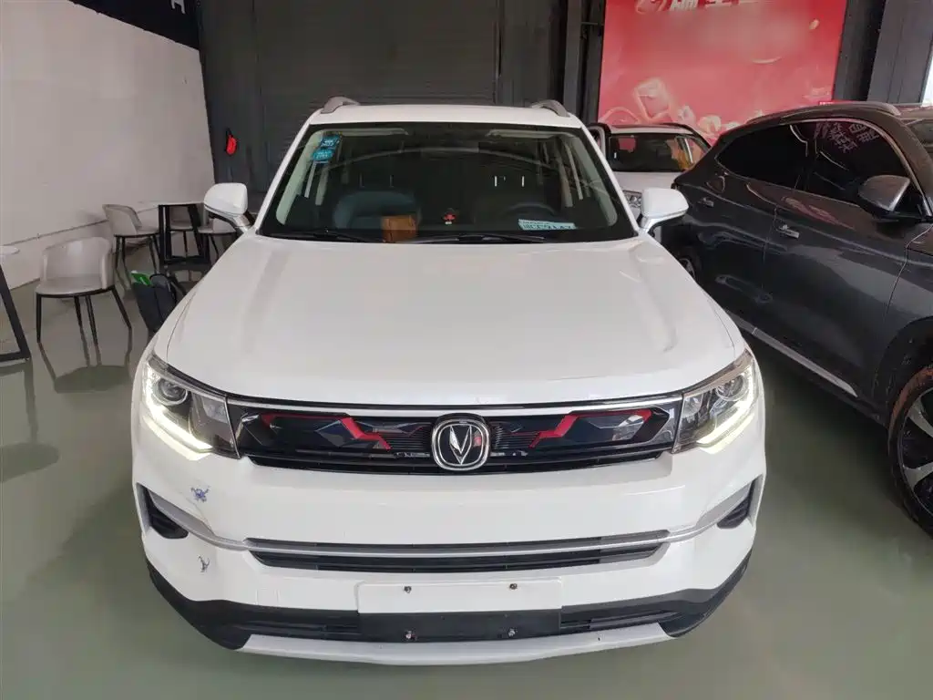 Changan CS35PLUS — фото 3