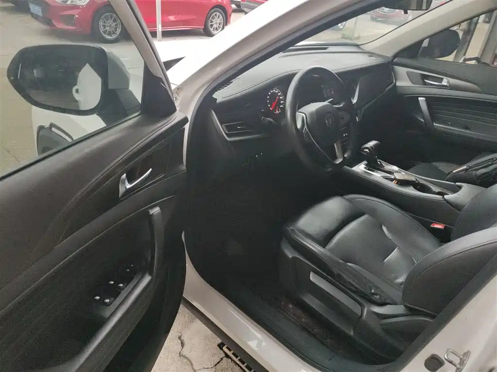 Changan CS35PLUS — фото 16