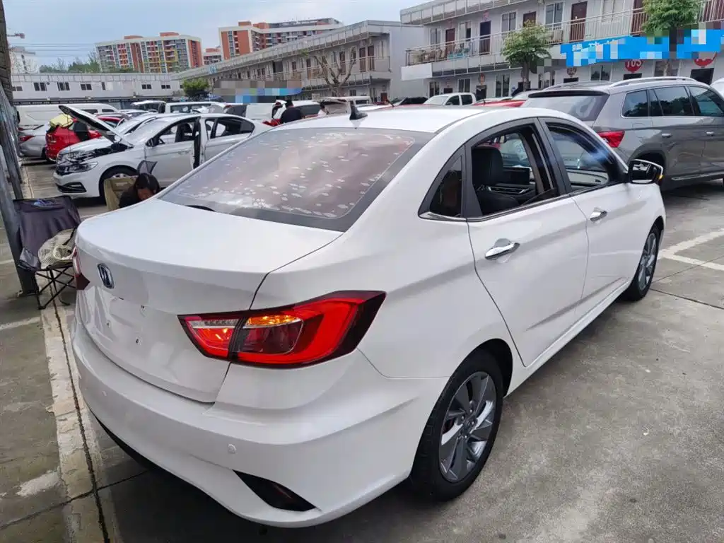 Changan Eado DT — фото 7