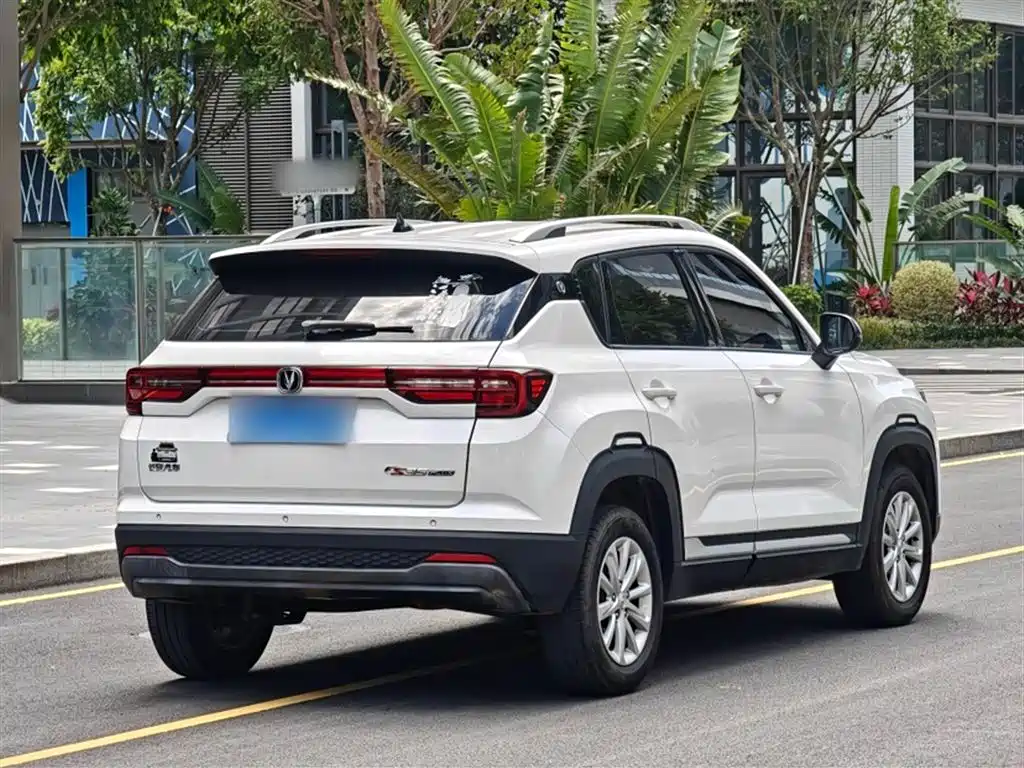 Changan CS35PLUS — фото 23