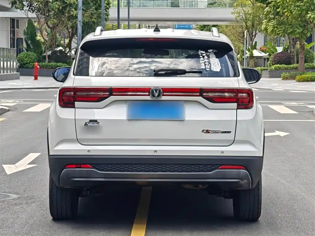 Changan CS35PLUS — фото 24