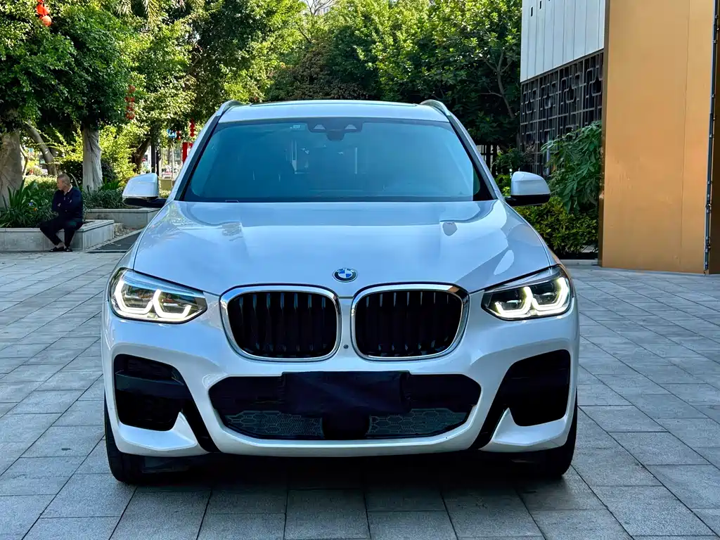 BMW X3 — фото 2