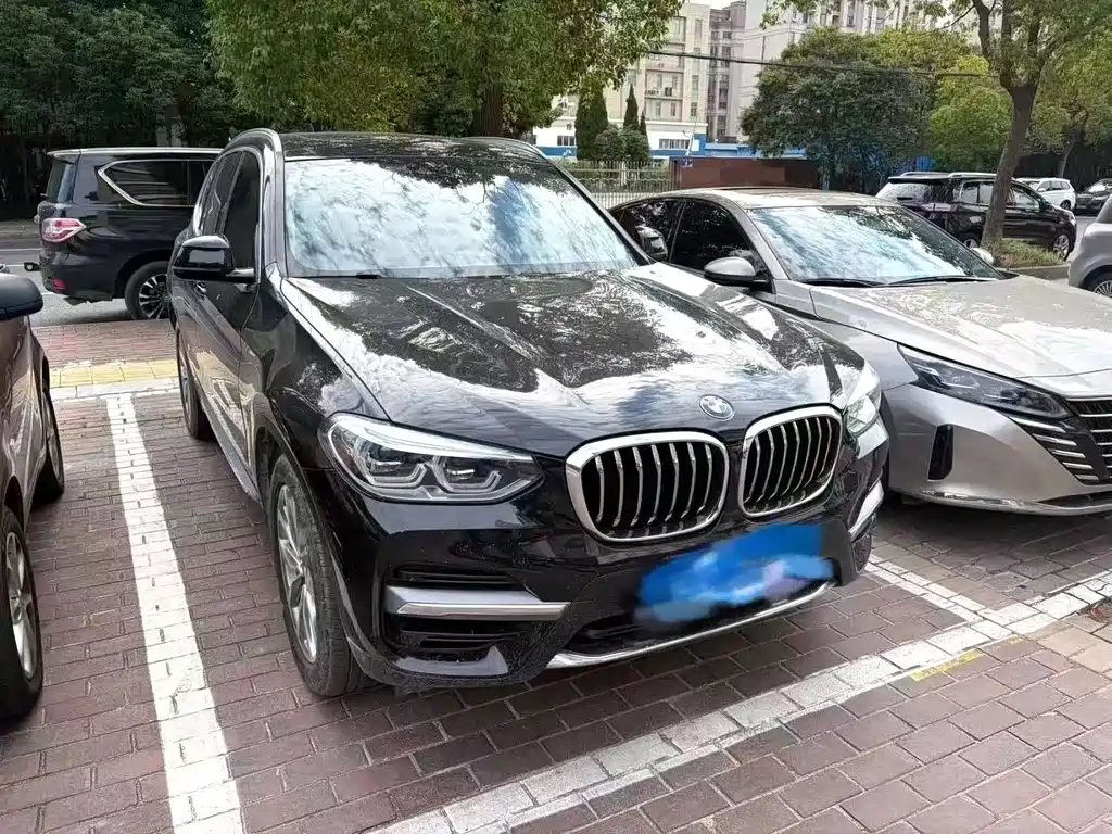 BMW X3 — фото 2